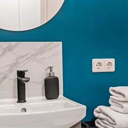 Blue Oasis And Wizard's Hideaway * Kaunas