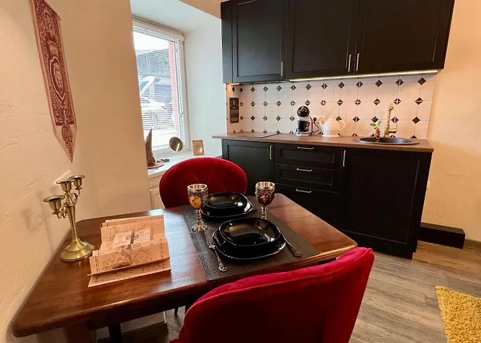 Blue Oasis And Wizard's Hideaway Kaunas